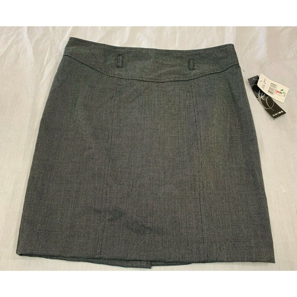 NWT CHIME WOMENS SKIRT SIZE 9